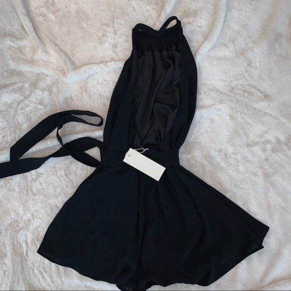 Keepsake Hurricane Playsuit Small ✨NWTs✨ - Picture 4 of 8